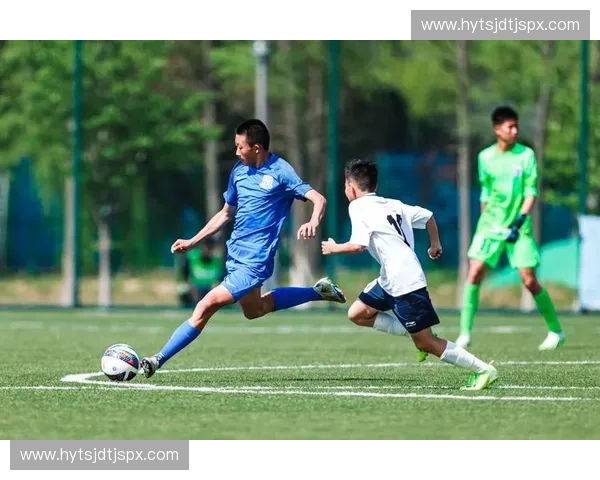 足球赛事全场精彩回放 完整录像呈现每一个激动人心的瞬间